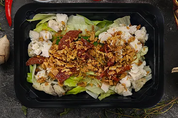 Салат с курицей и соусом Коктейль, 225г