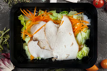 Салат с курицей в горчичном соусе, 145г