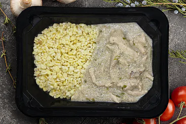 Свинина с булгуром в луковом соусе, 300г